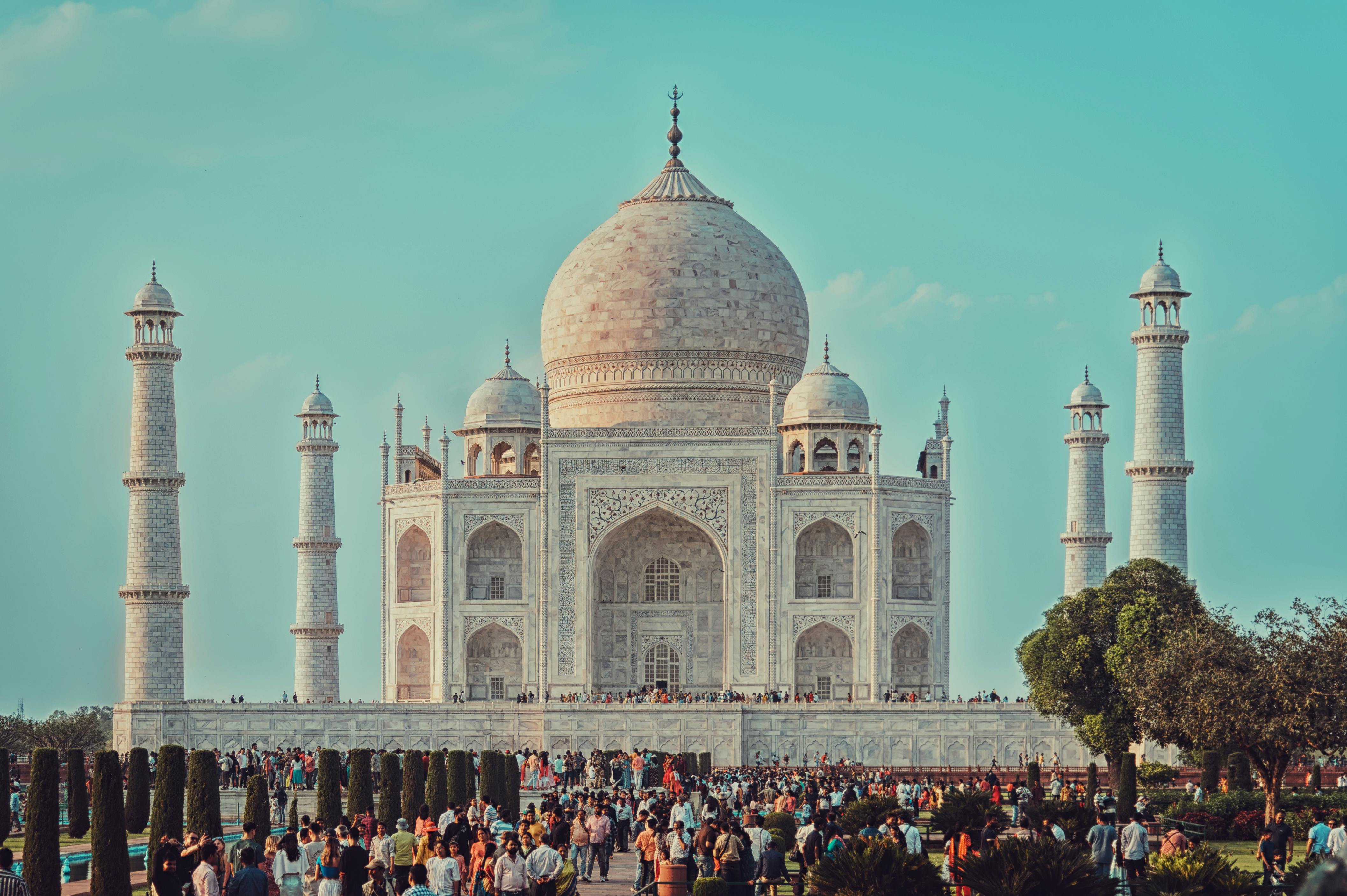 Taj Mahal Tour from Delhi with Tickets & Food